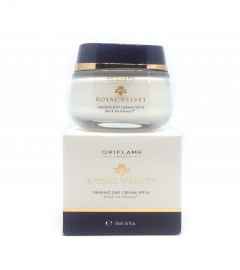 Oriflame Royal Velvet SPF 15 Festigende Tagescreme,50 gm