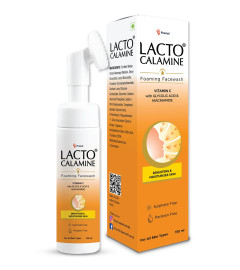 Lacto Calamine Vitamin C Foaming Face wash| Brightens skin & control blackheads & whiteheads| With Built-in foaming Brush|Sulphate free face wash| Paraben Free| 150 ml x Pack of 2